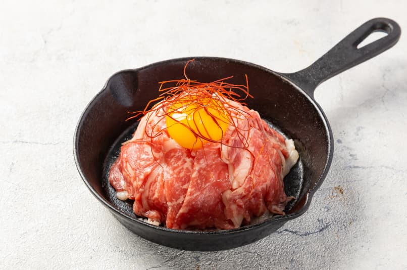 牧草和牛のボルケーノ